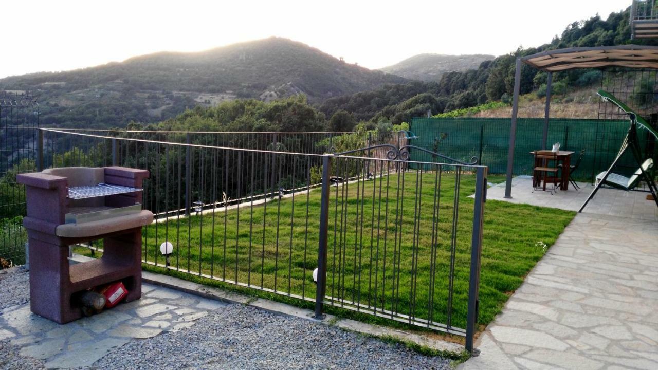 La Peonia Casa Vacanze In Montagna Prato Verde Panorama Stupendo Sardegna Seulo Экстерьер фото